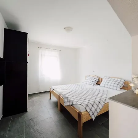 דירה Melita זאדאר